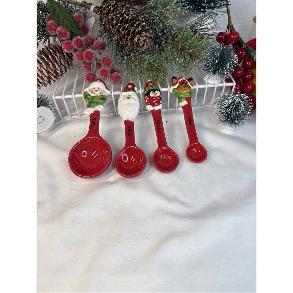 Christmas Measuring Spoons Set of 4 Ceramic Santa Reindeer Snowman Penguin, Red.